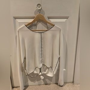 Aritzia Babaton Blouse